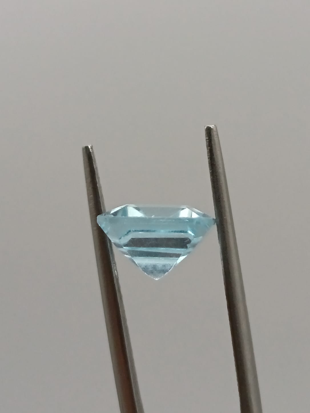 Aguamarina rectangular de 3.94ct