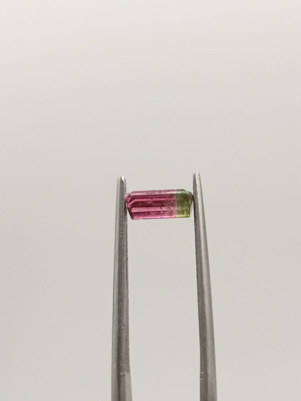 Turmalina sandia rectangular de 0.32ct