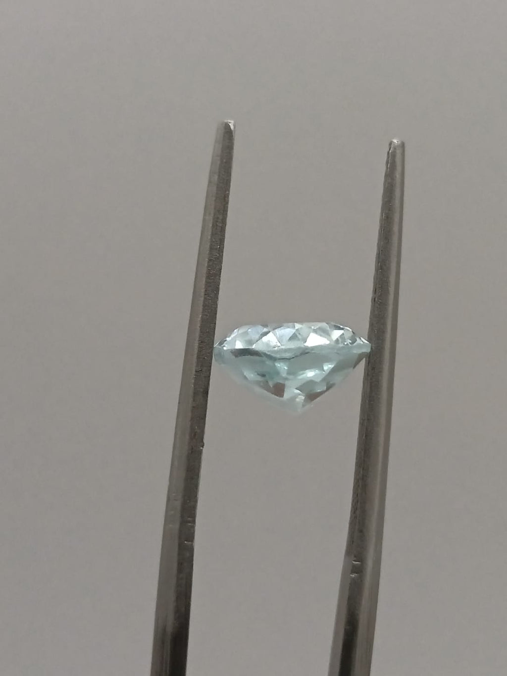 Aguamarina ovalada de 2.34ct