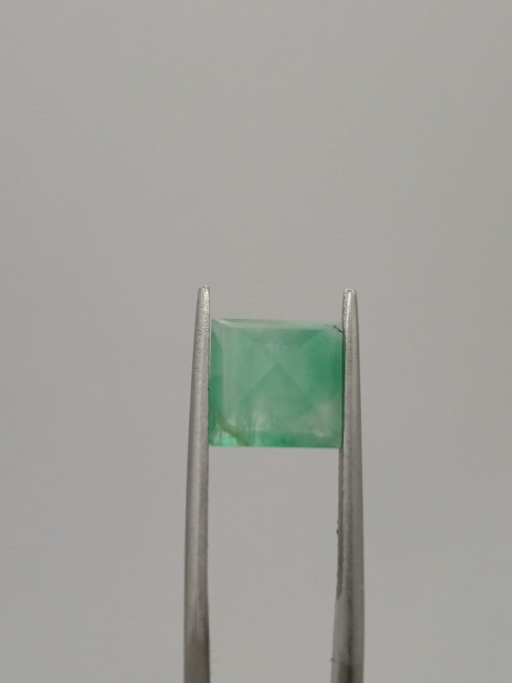 Esmeralda brasileña cuadrada de 3.12ct