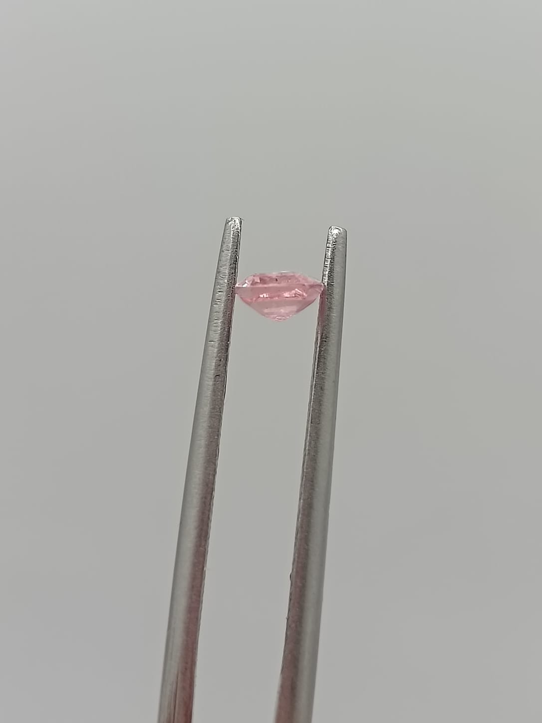Turmalina rosa rectangular de 0.64ct