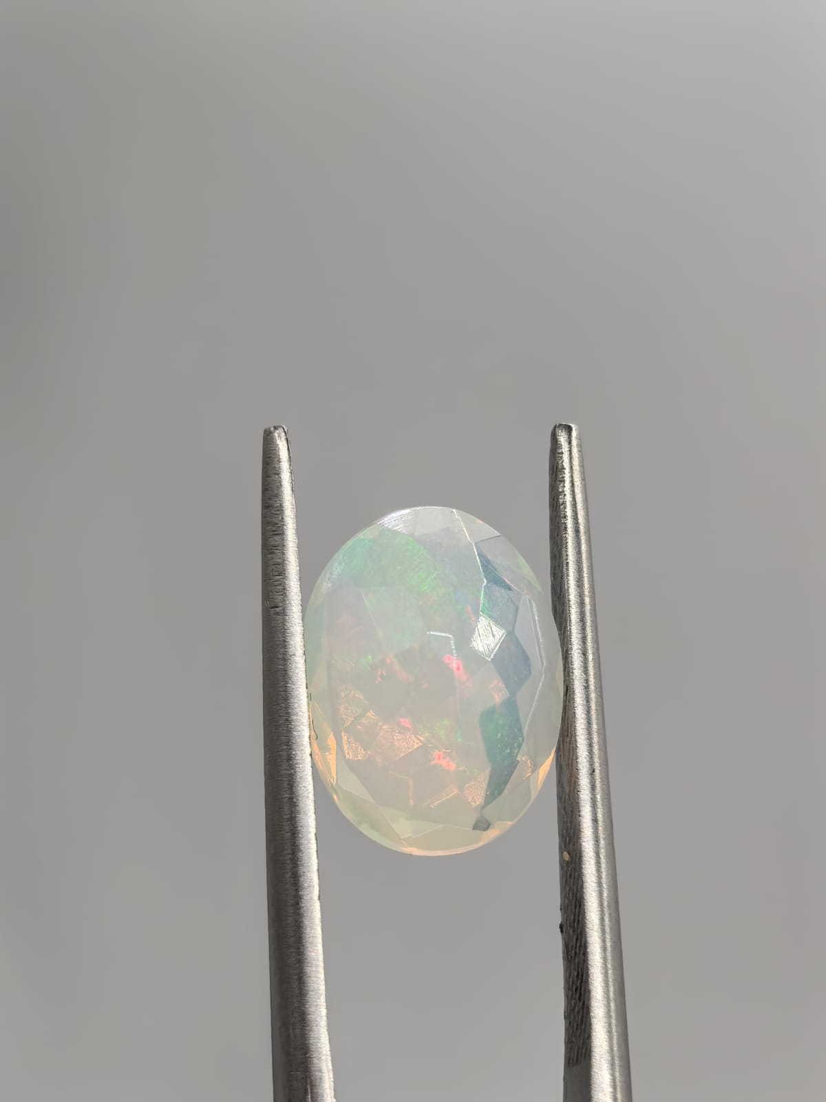 Ópalo ovalado de 2.02ct