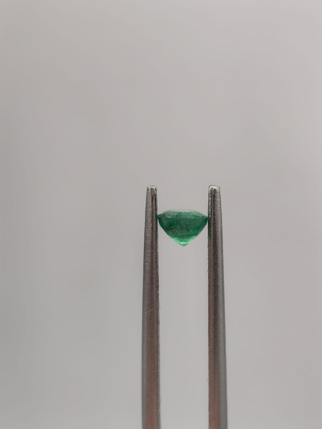 Esmeralda colombiana ovalado 0.34ct