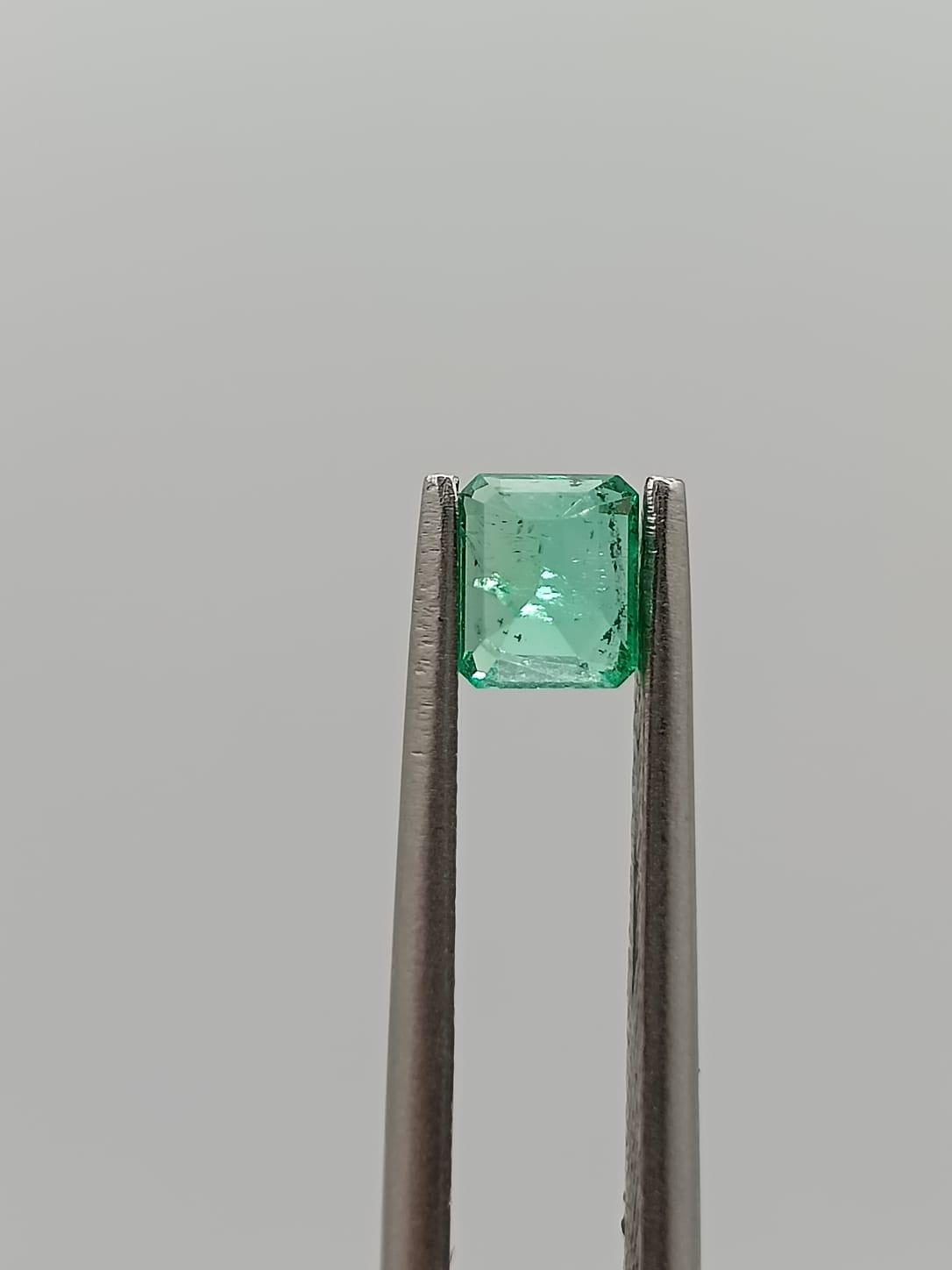 Esmeralda colombiana cuadrada de 0.45ct