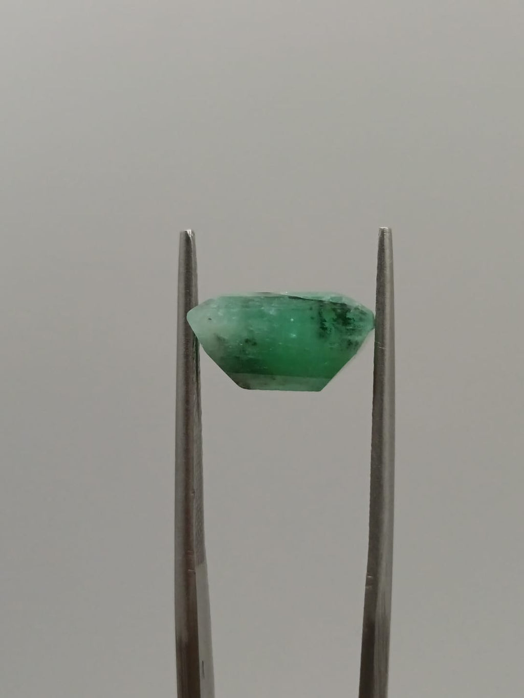 Esmeralda brasileña rectangular de 4.13ct