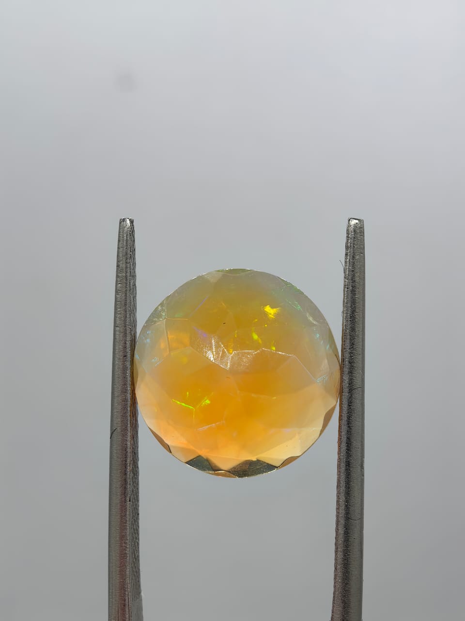 Ópalo circular de 3.15ct