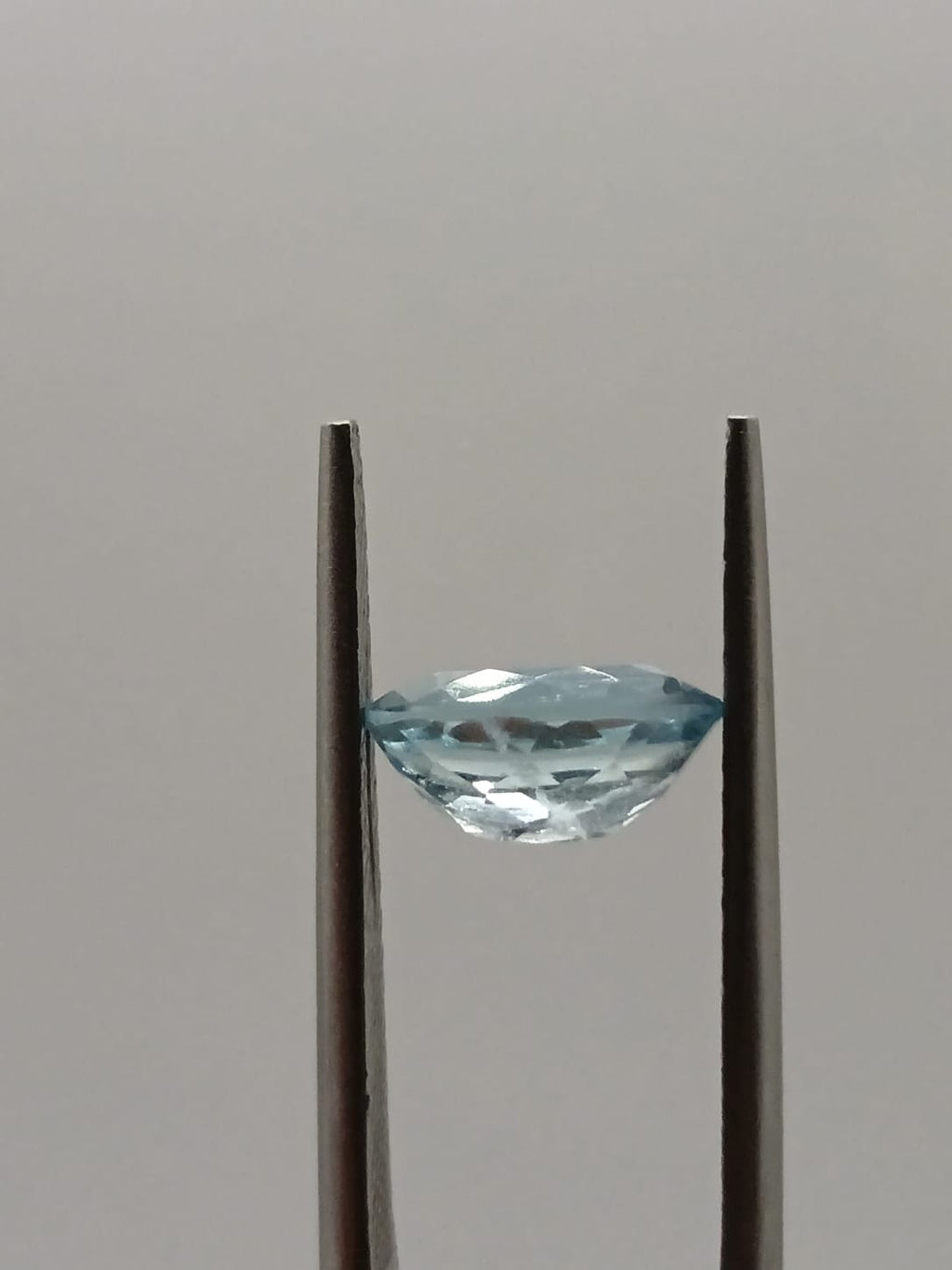 Aguamarina ovalada de 1.30ct