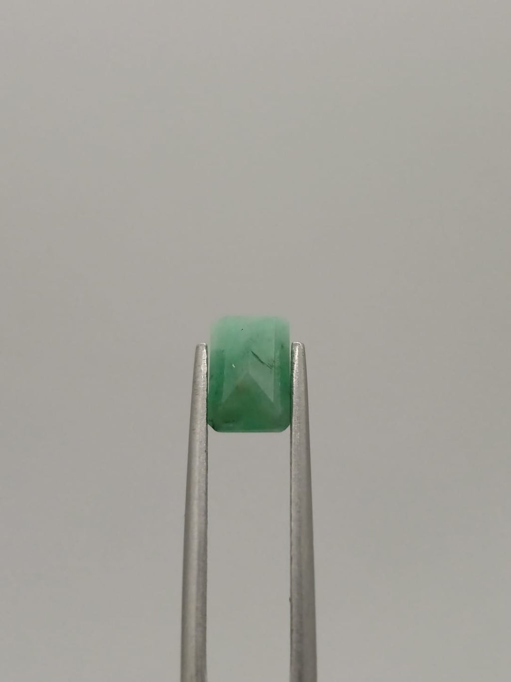 Esmeralda brasileña rectangular de 1.48ct
