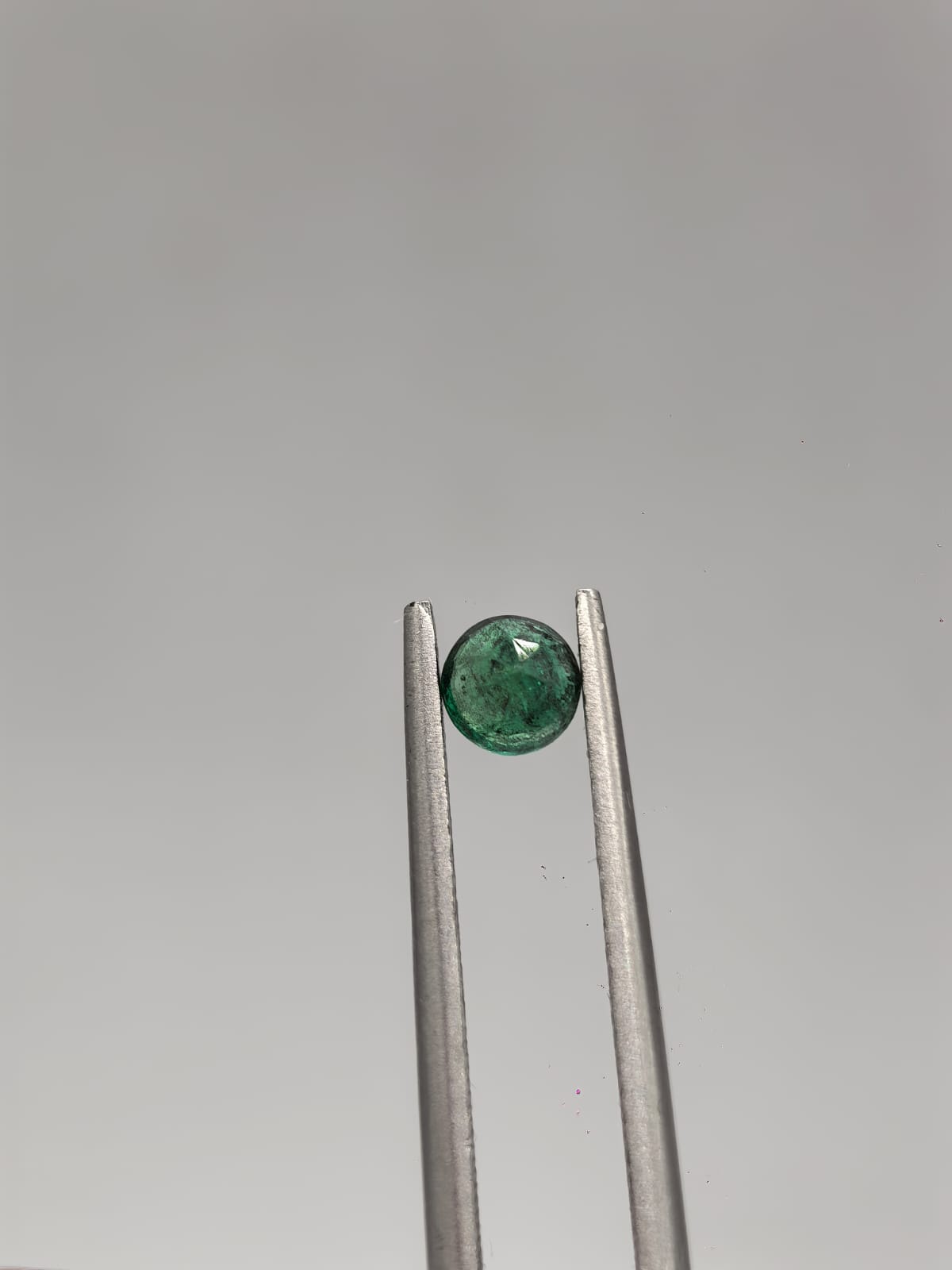 Esmeralda colombiana circular de 0.32ct