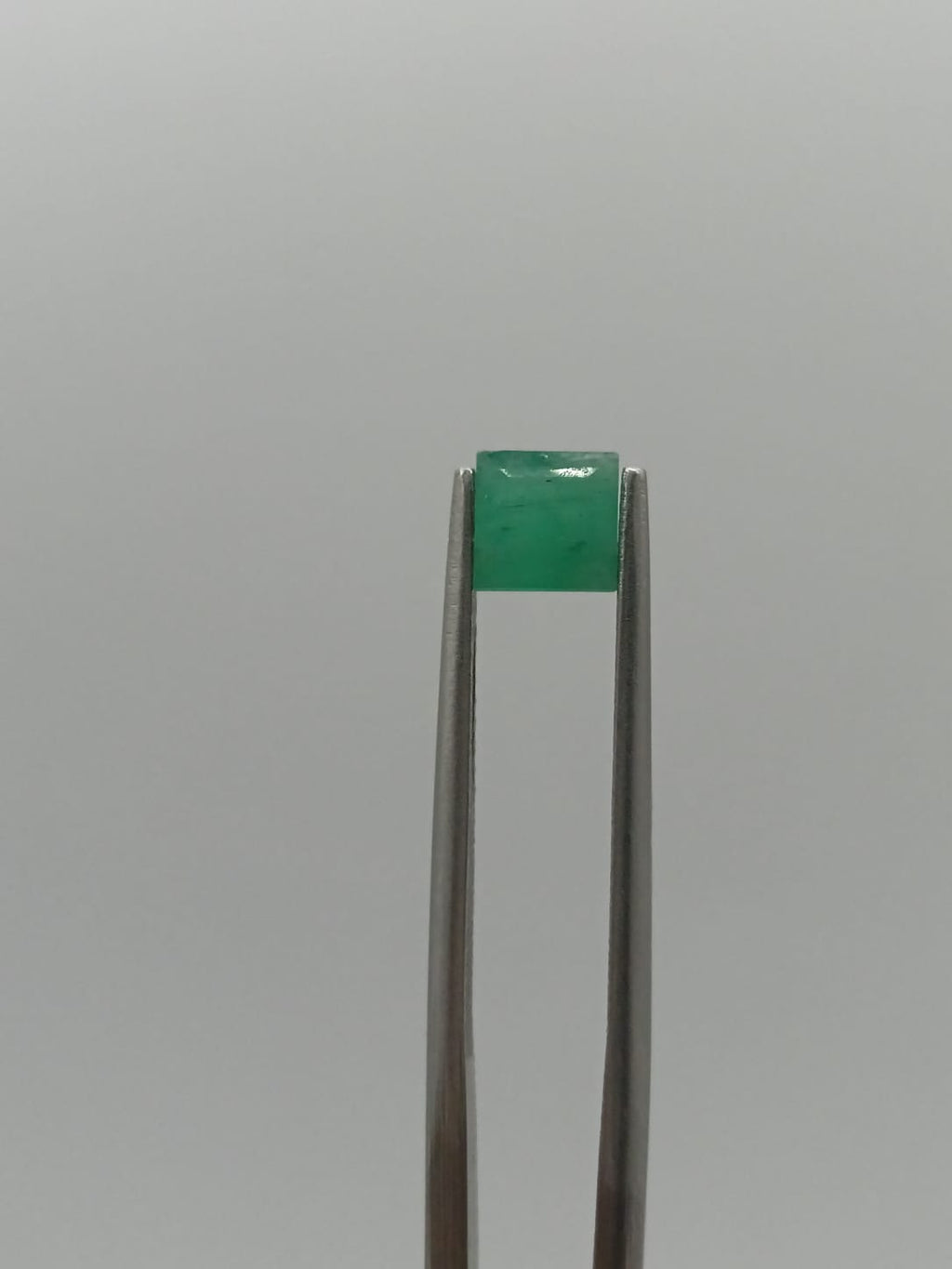 Esmeralda brasileña cuadrada de 0.63ct