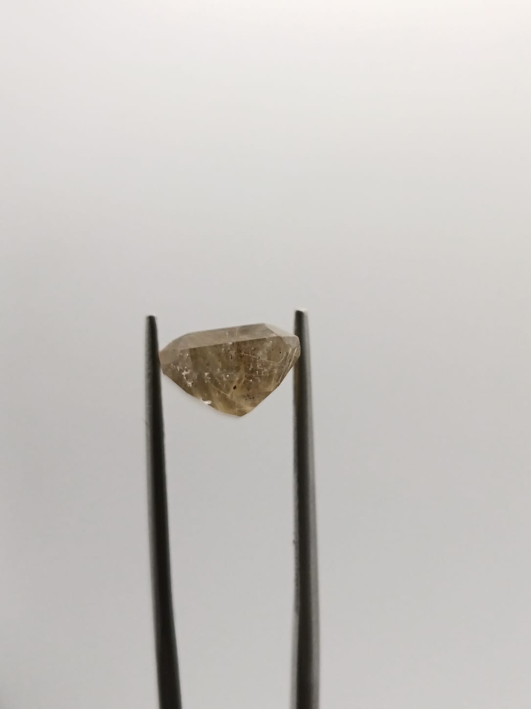 Cuarzo rutilado rectangular de 5.99ct