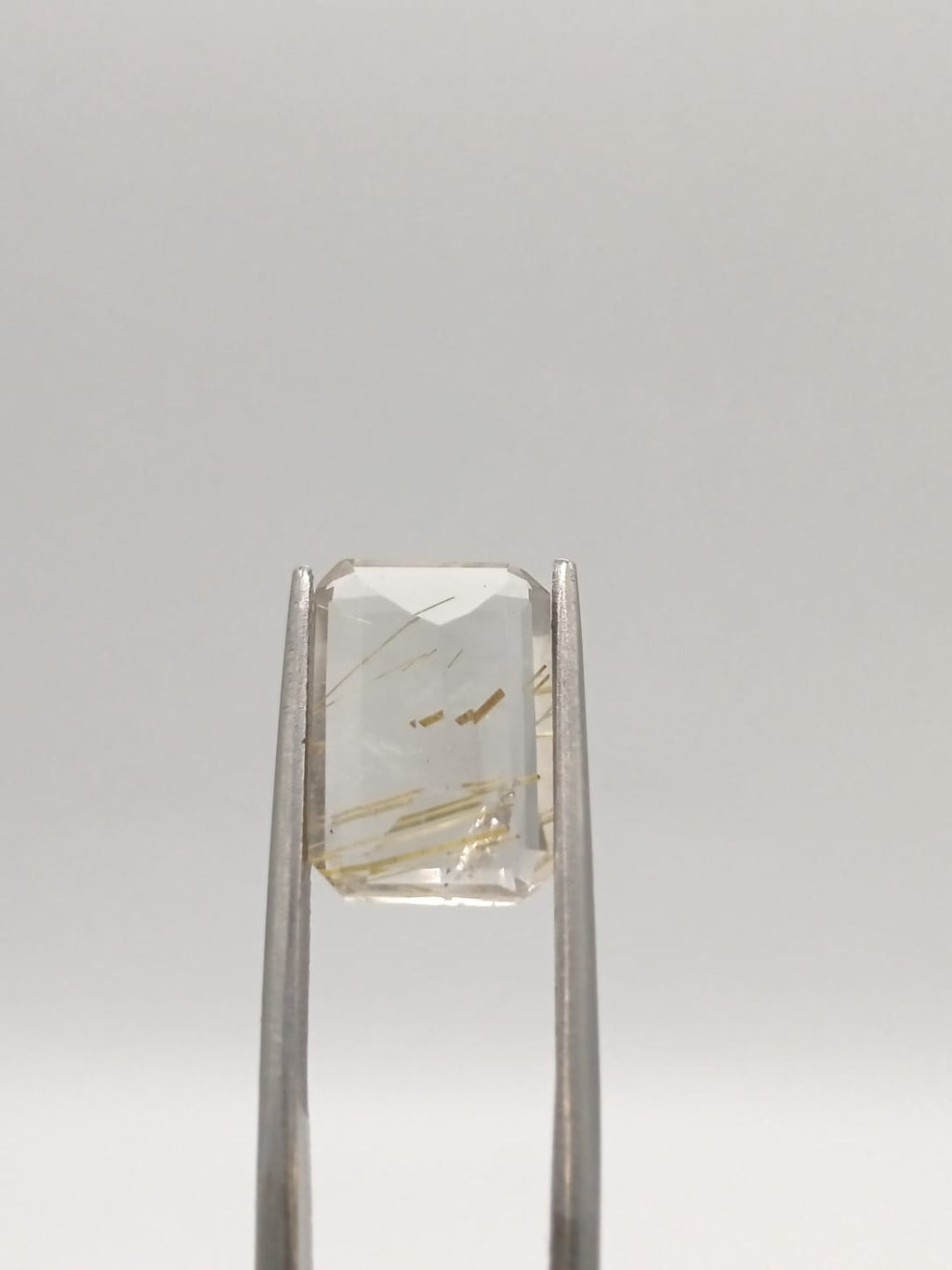 Cuarzo rutilado rectangular de 4.96ct