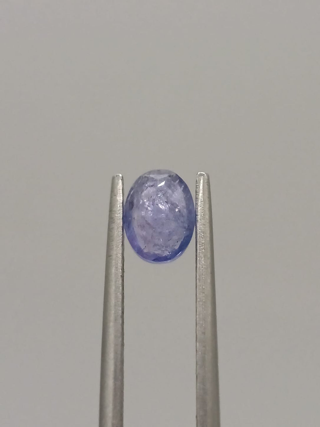 Tanzanita ovalada de 0.73ct