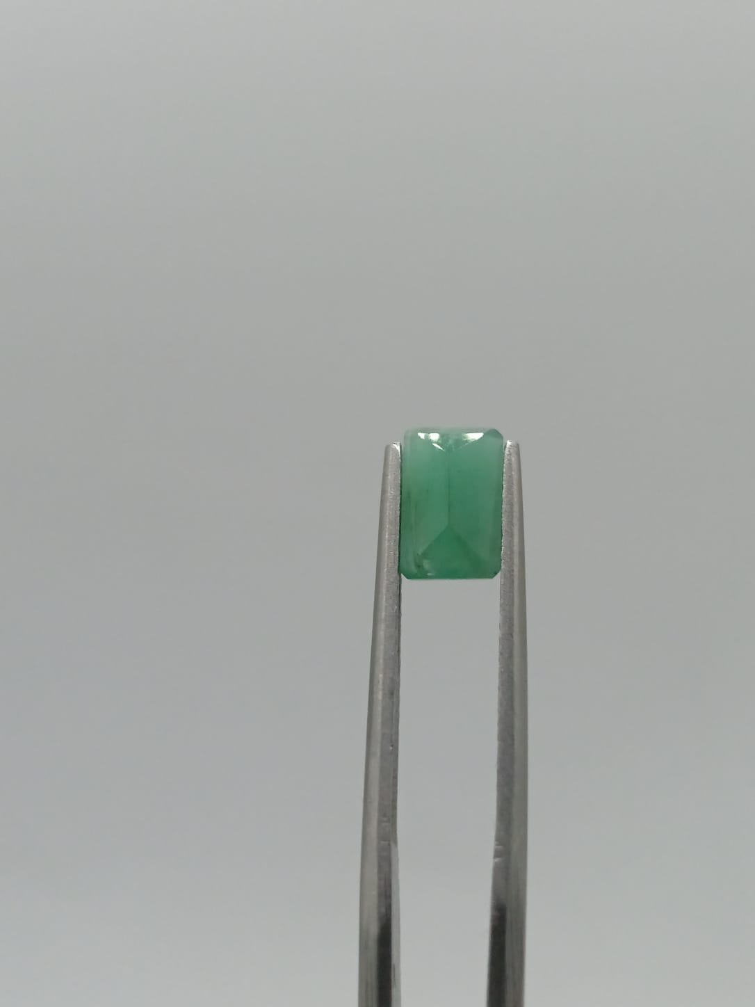 Esmeralda brasileña rectangular de 1.09ct