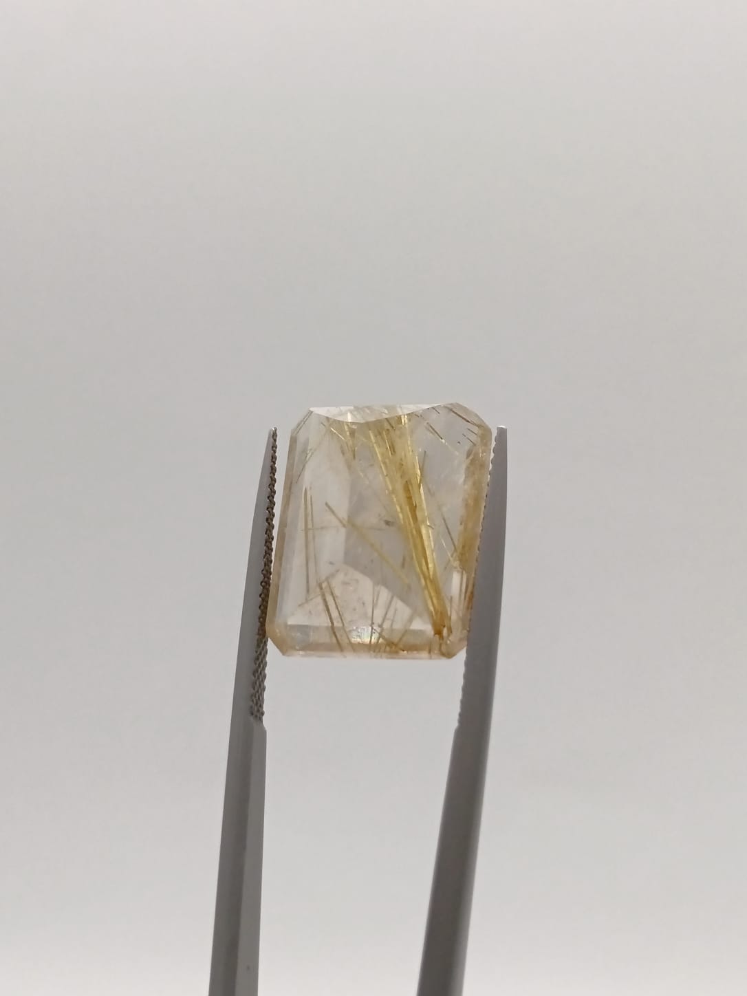 Cuarzo rutilado rectangular de 16.05