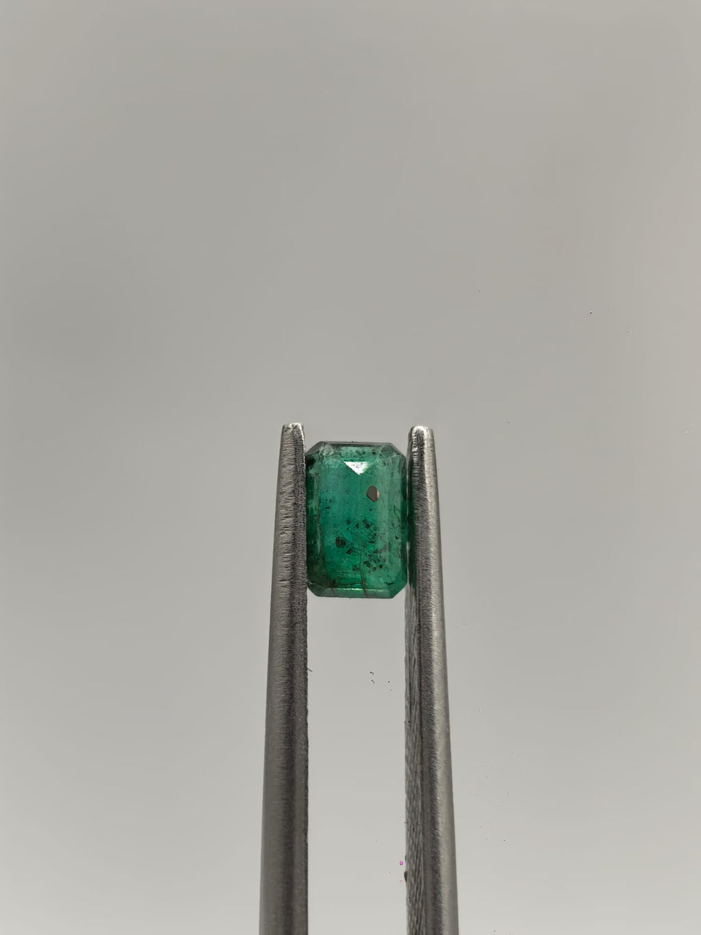 Esmeralda colombiana rectangular de 0.54ct