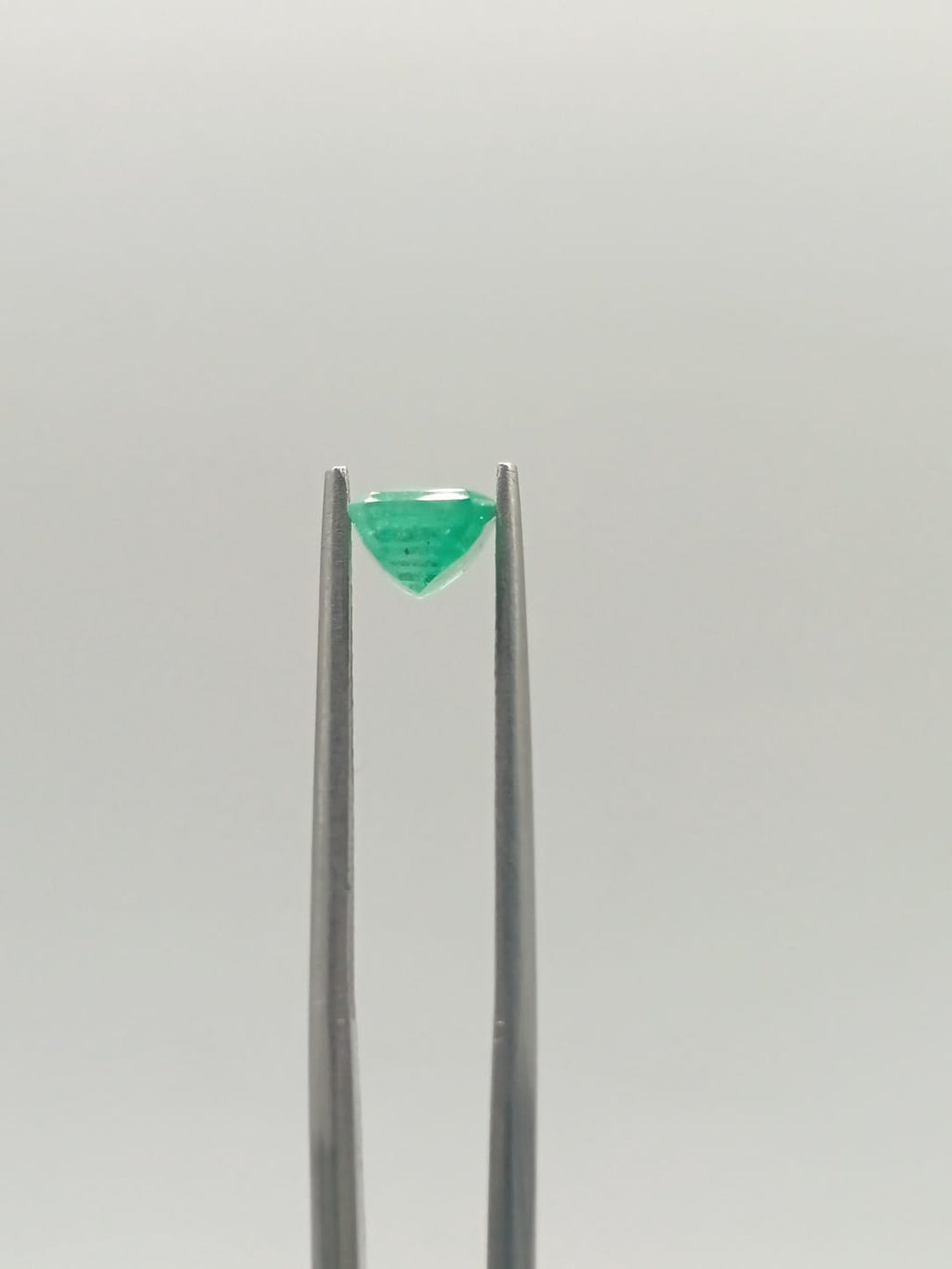 Esmeralda colombiana rectangular de 1.10ct