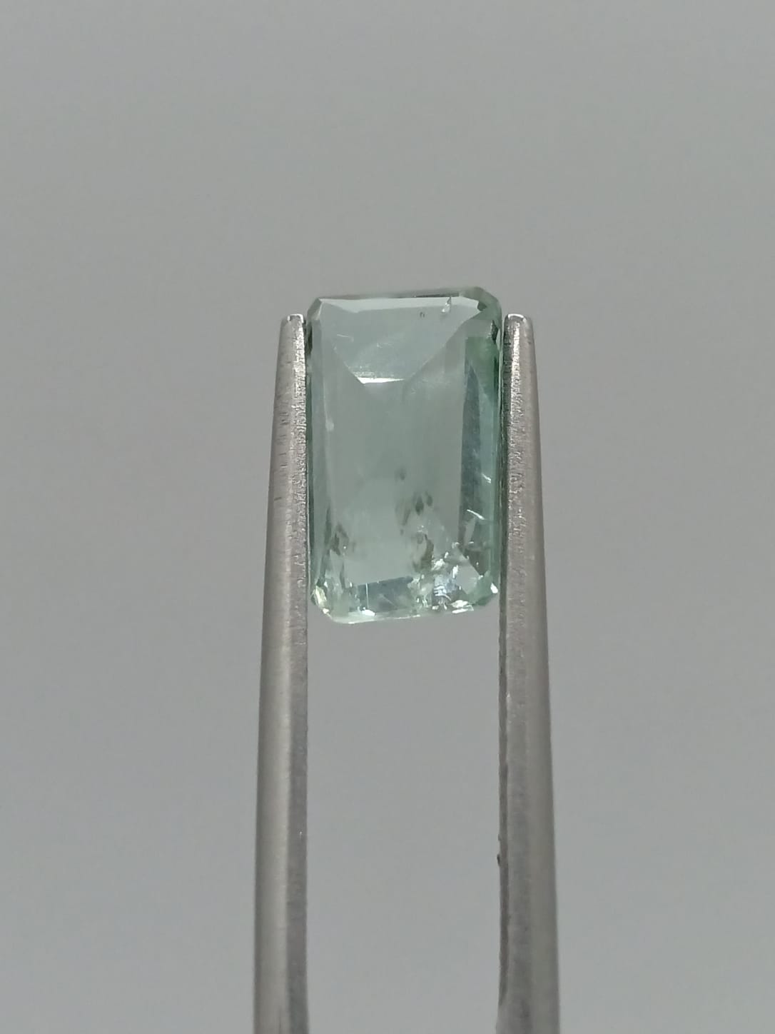 Aguamarina rectangular de 2.45ct