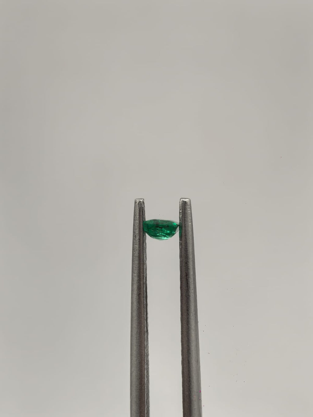 Esmeralda colombiana rectangular de 0.18ct