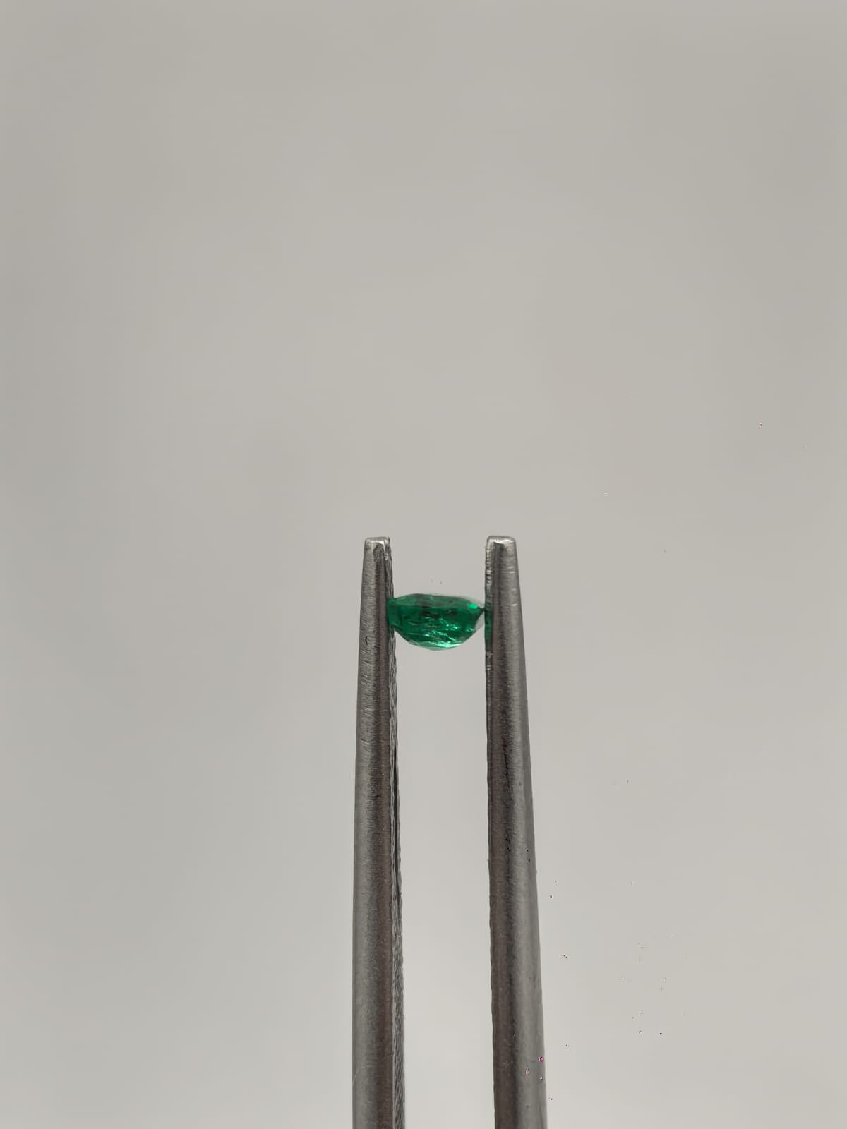 Esmeralda colombiana rectangular de 0.18ct