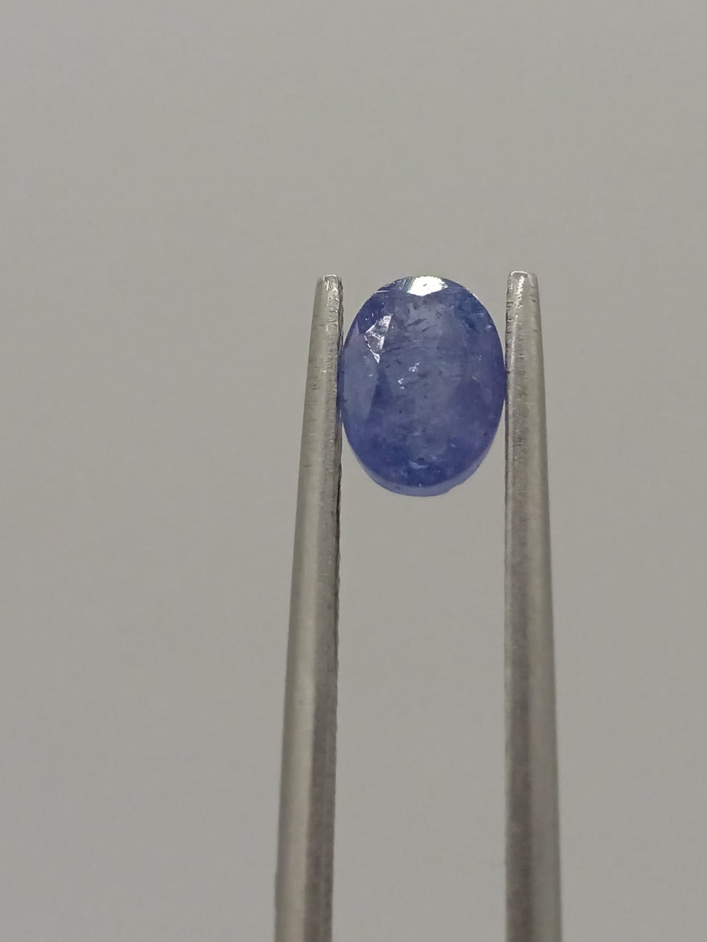 Tanzanita ovalada de 0.92ct