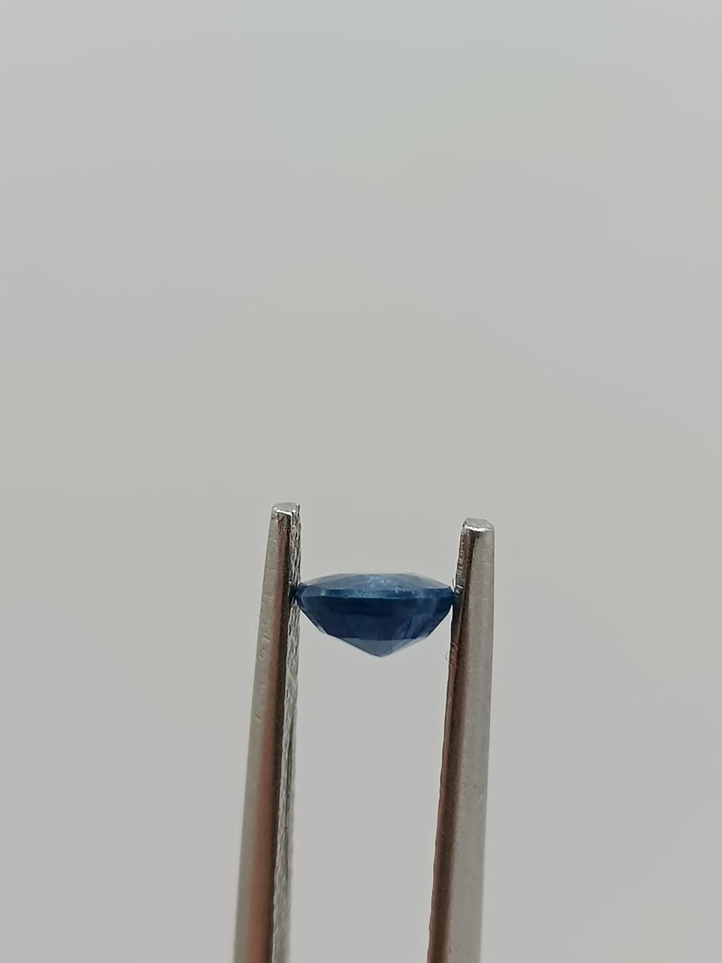 Zafiro ovalado de 0.53ct