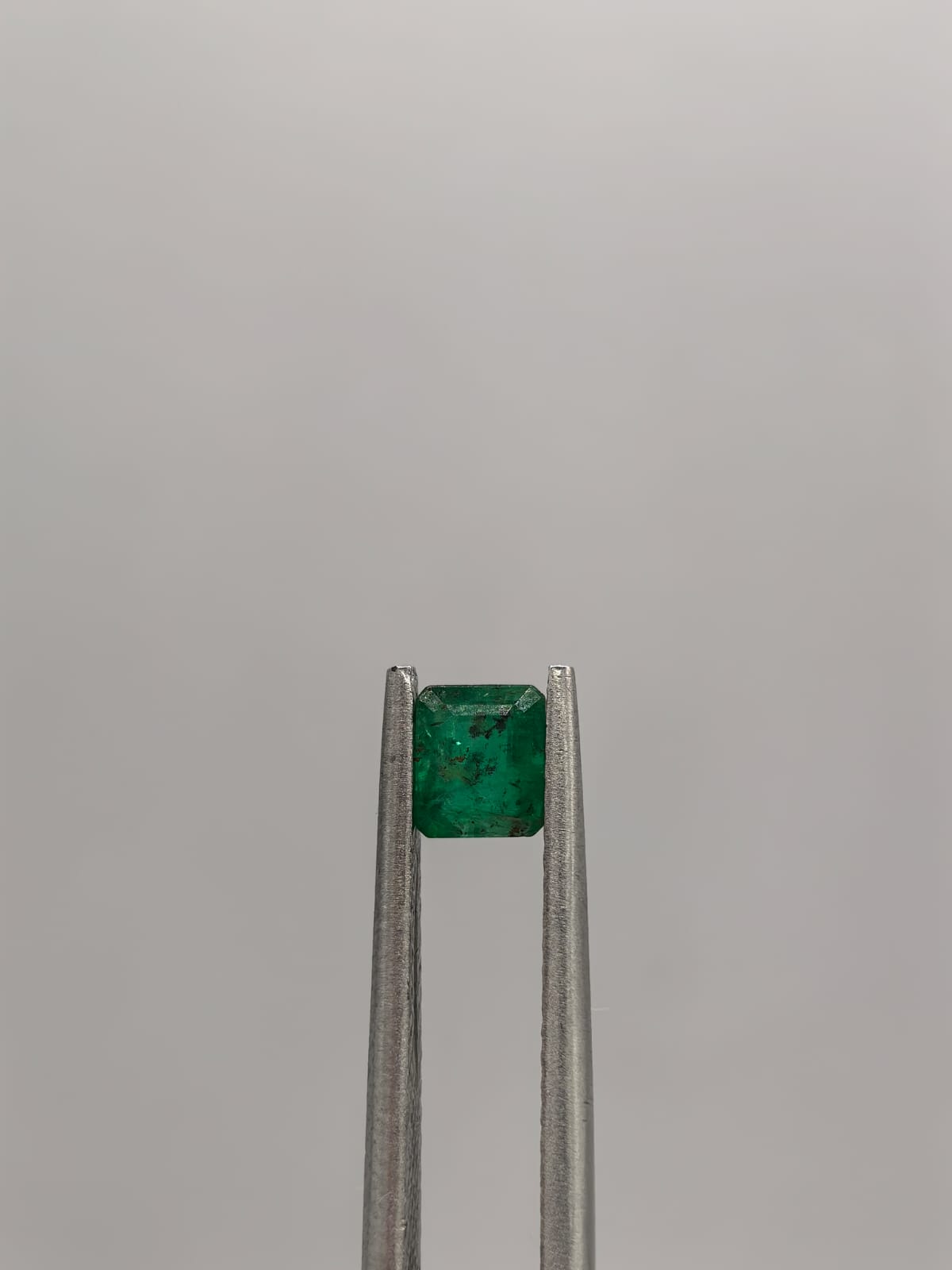 Esmeralda colombiana rectangular de 0.44ct