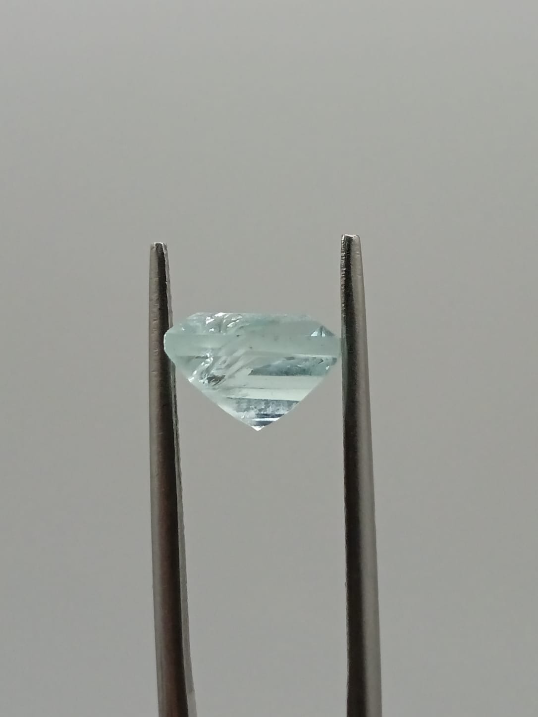 Aguamarina cuadrada de 2.50ct