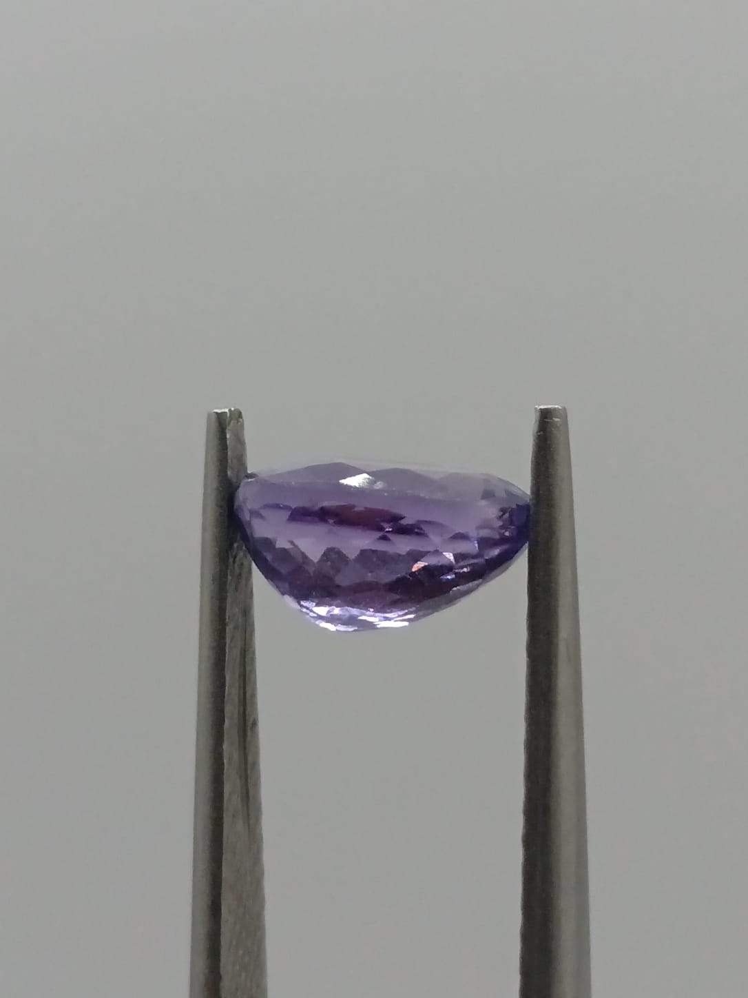 Tanzanita ovalada de 2.13ct
