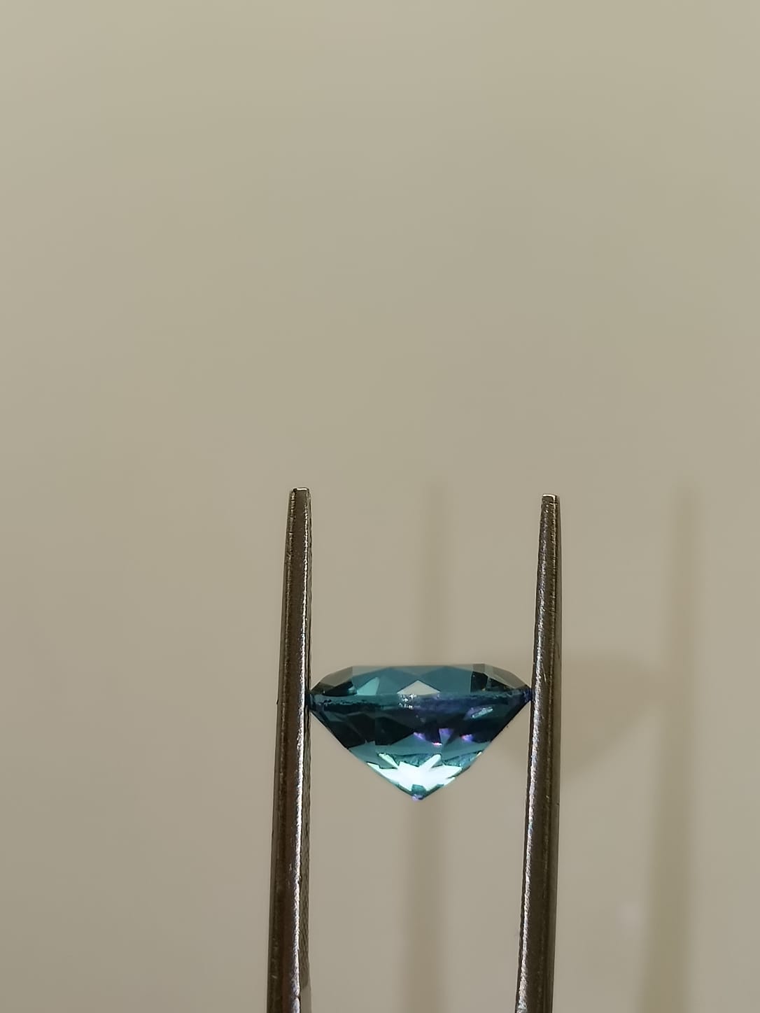 Alejandrita circular de 2.79ct