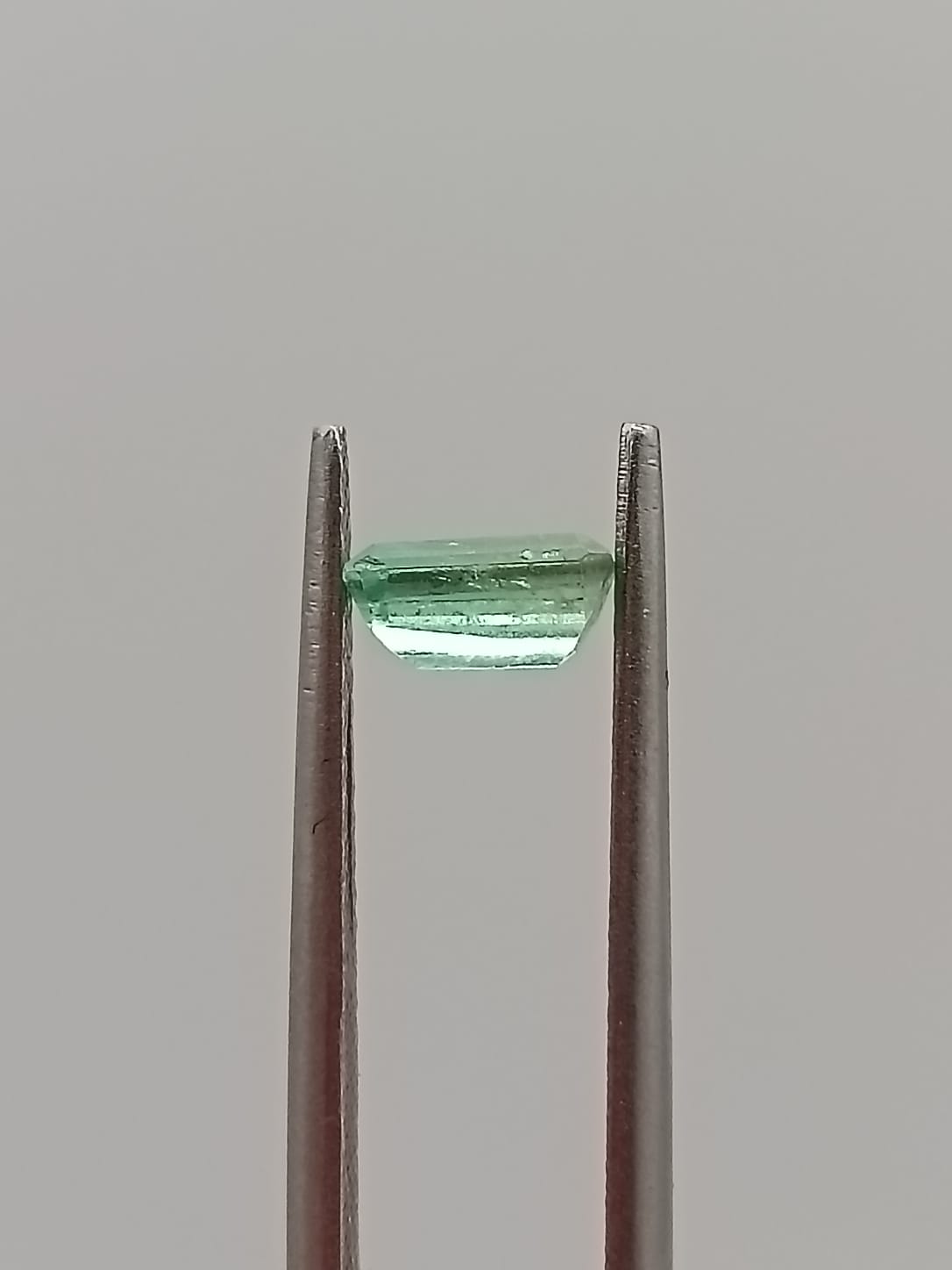 Esmeralda colombiana rectangular de 0.51ct