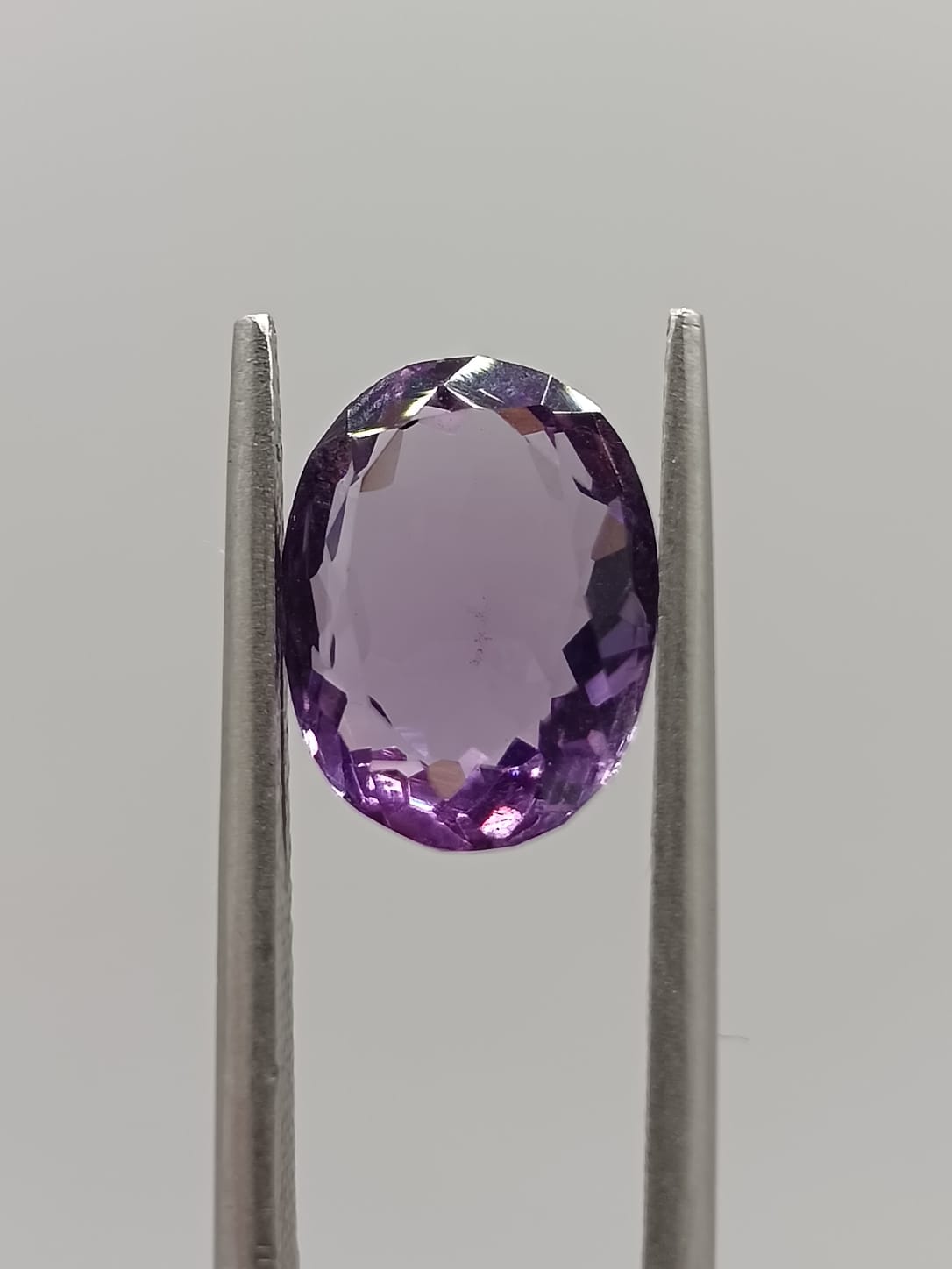 Amatista ovalada de 3.23ct
