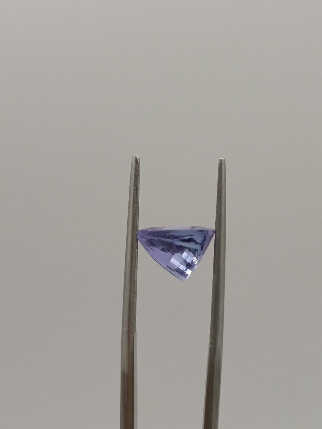 Tanzanita corte trillion de 2.99ct