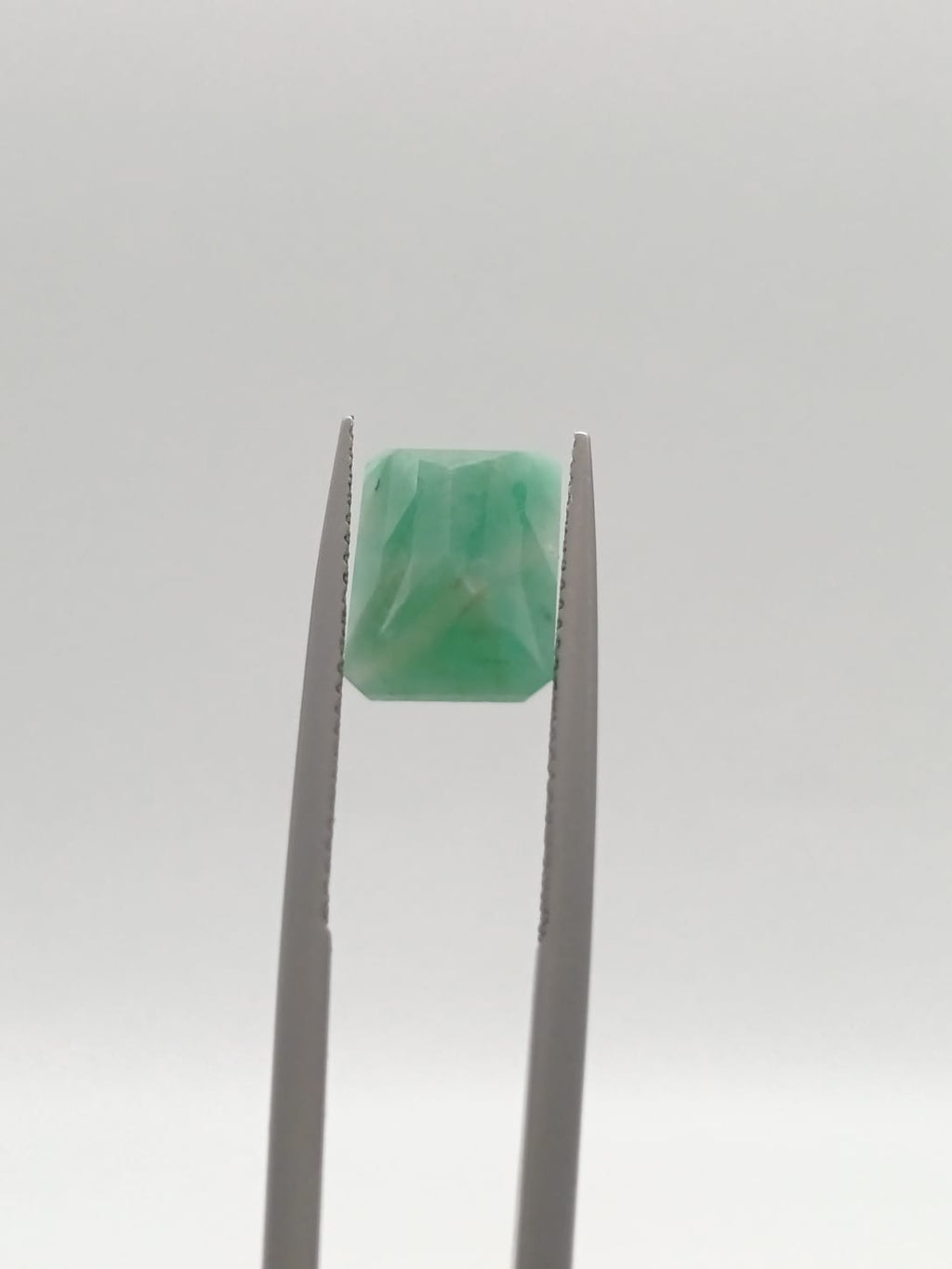 Esmeralda brasileña rectangular de 3.75ct