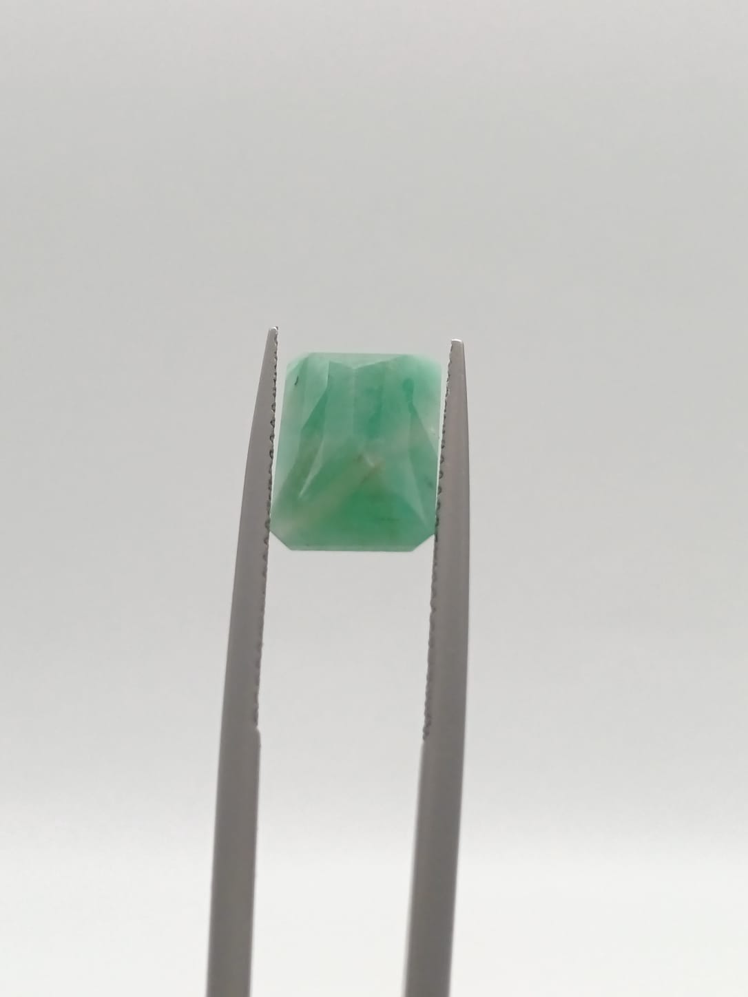 Esmeralda brasileña rectangular de 3.75ct
