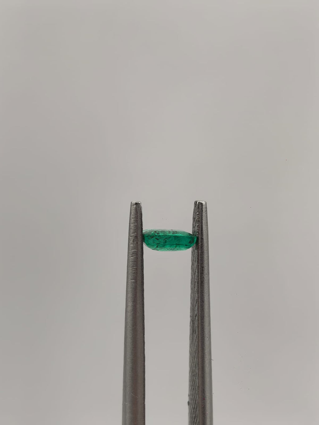 Esmeralda colombiana rectangular de 0.18ct