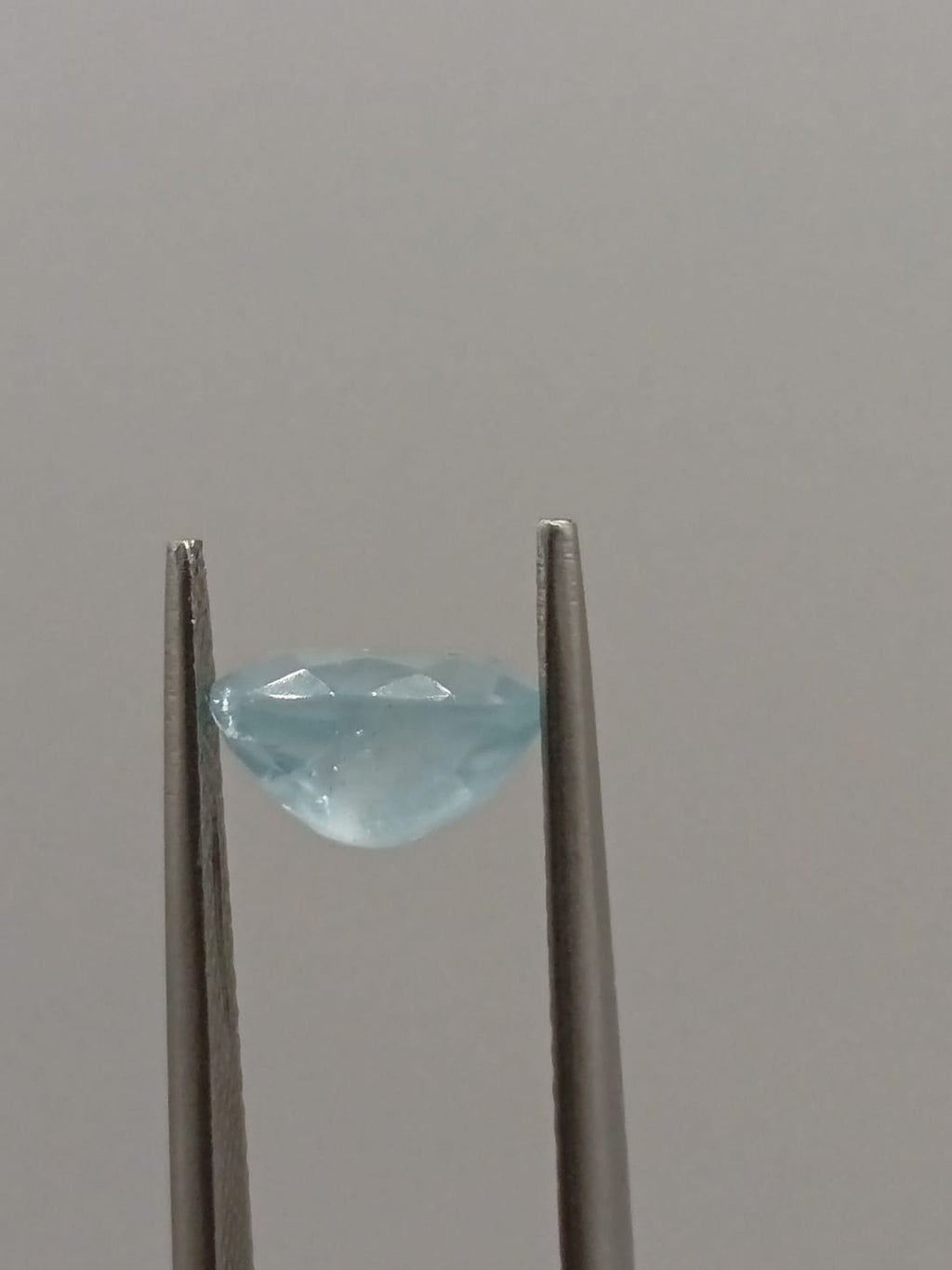 Aguamarina ovalada de 1.43ct
