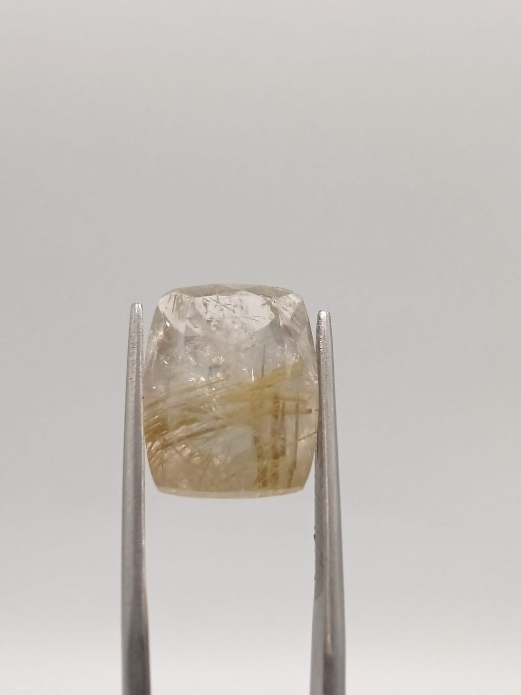 Cuarzo rutilado rectangular de 11.09ct