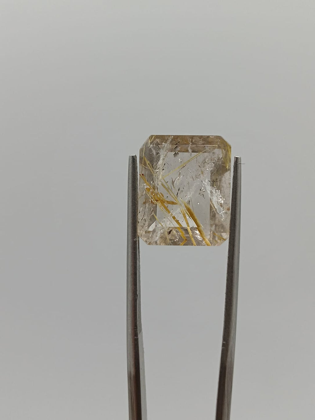 Cuarzo rutilado rectangular de 7.45ct