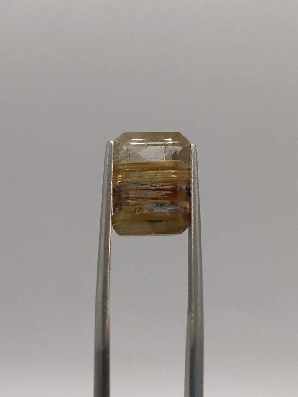 Cuarzo rutilado rectangular de 5.93ct