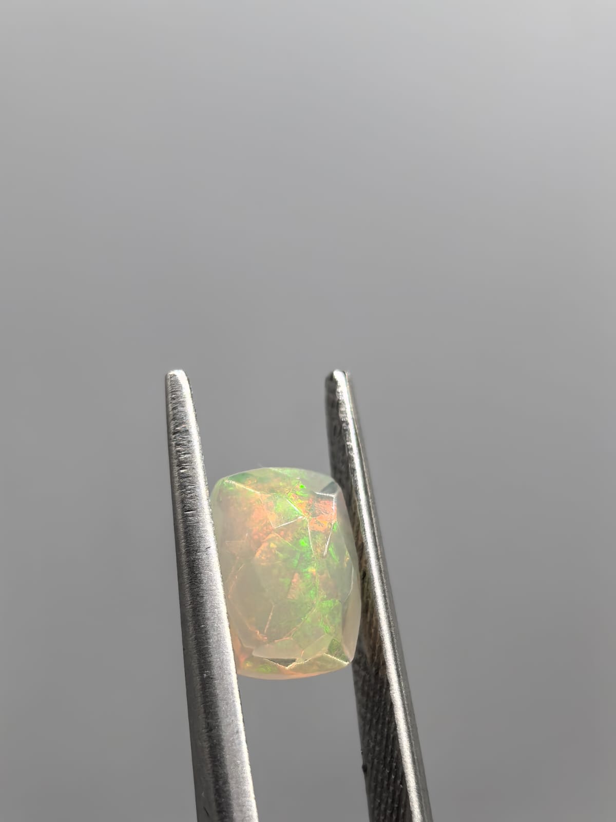 Ópalo rectangular de 1.02ct