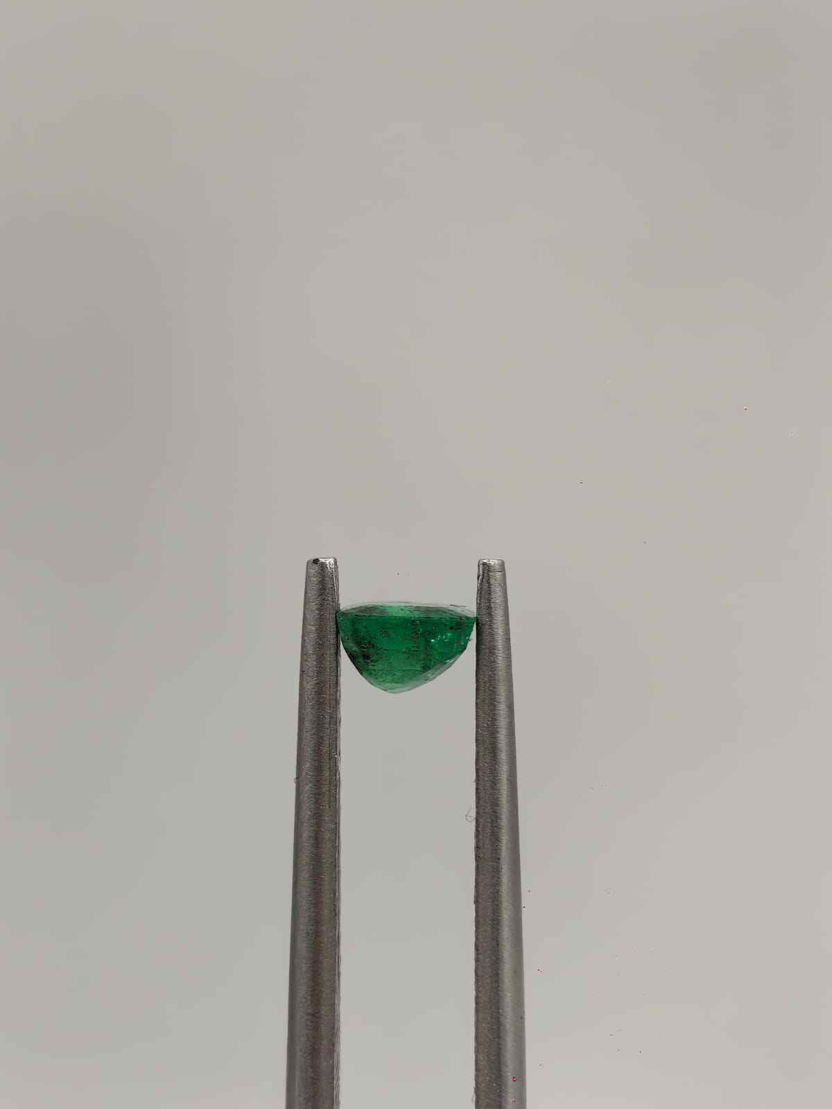 Esmeralda colombiana rectangular de 0.39ct
