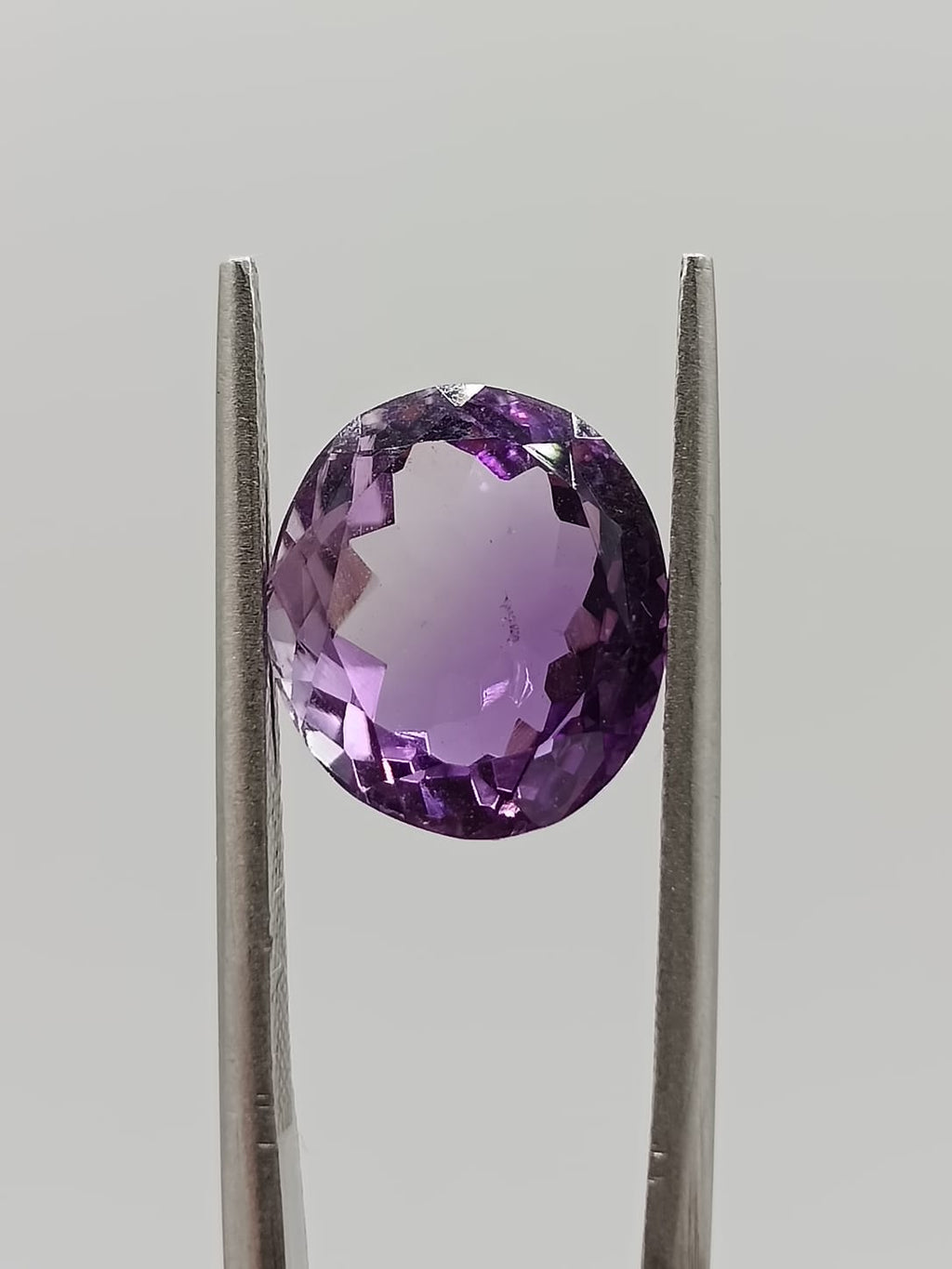 Amatista ovalada de 4.68ct