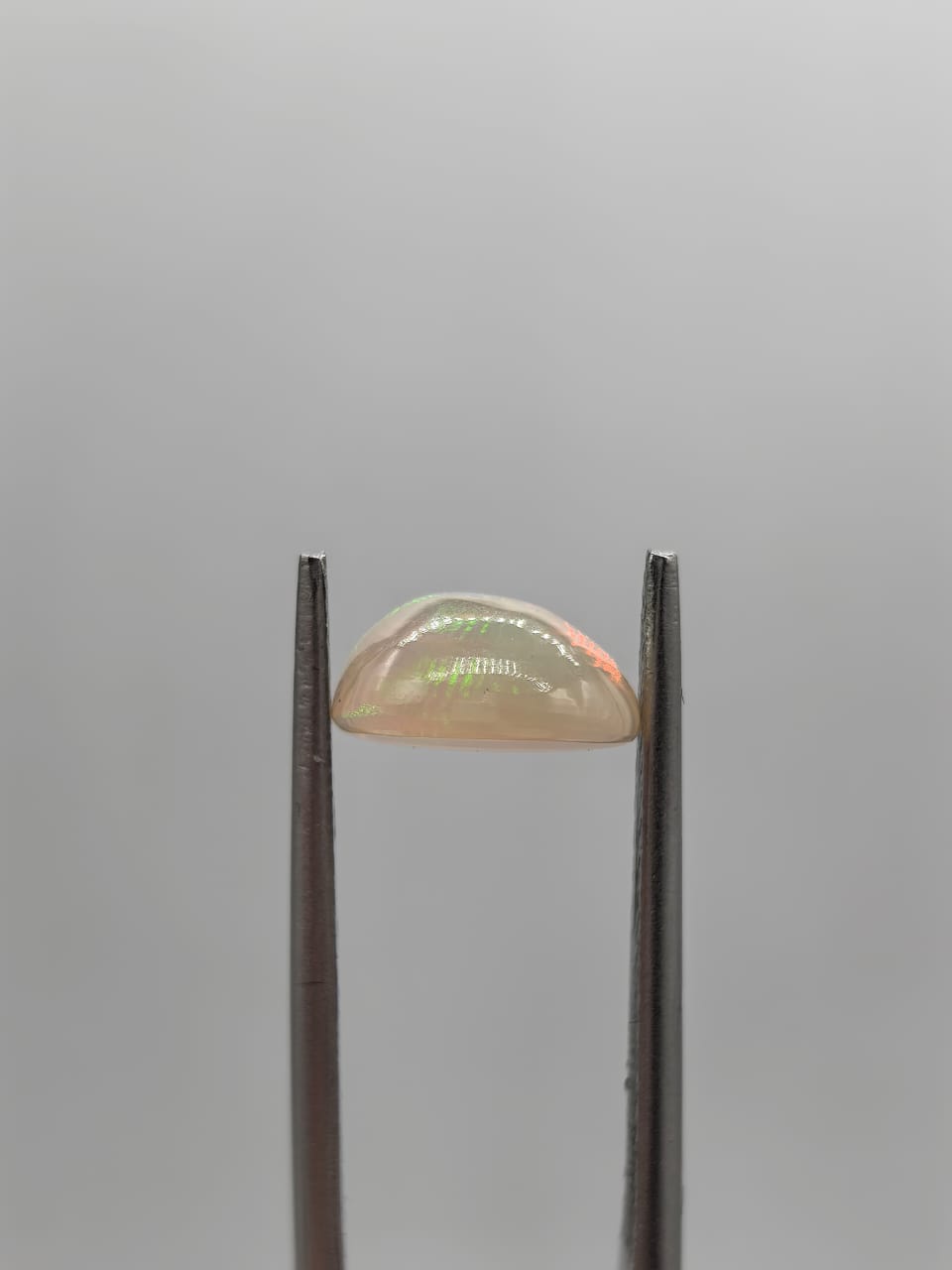 Ópalo ovalado de 2.04ct