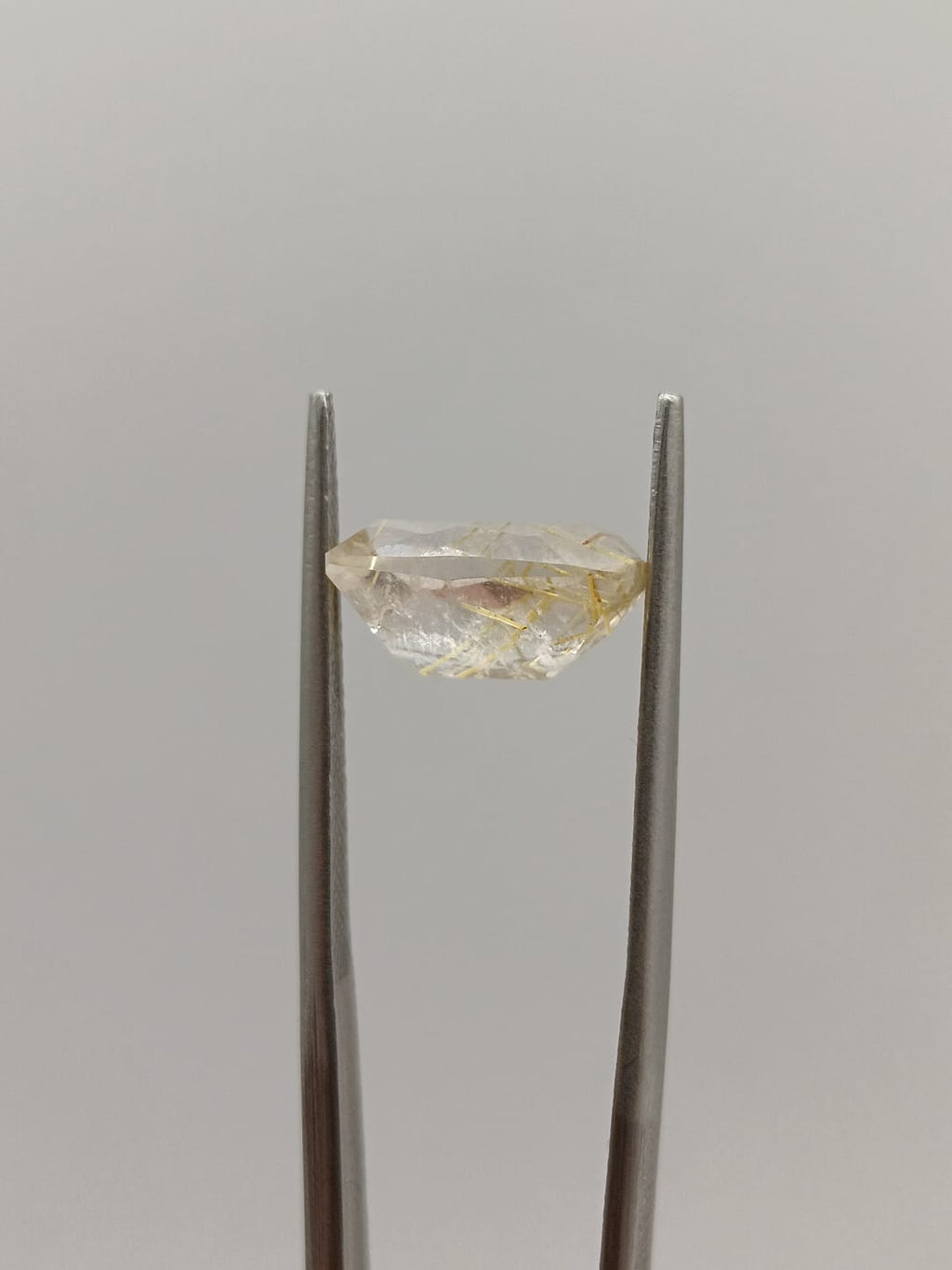 Cuarzo rutilado rectangular de 4.03ct