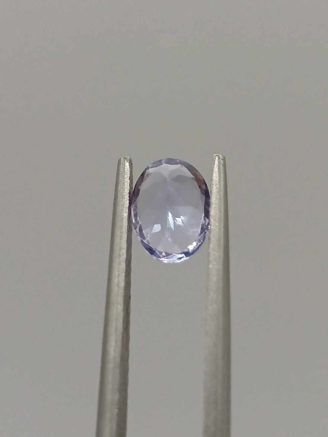 Tanzanita ovalada de 0.84ct