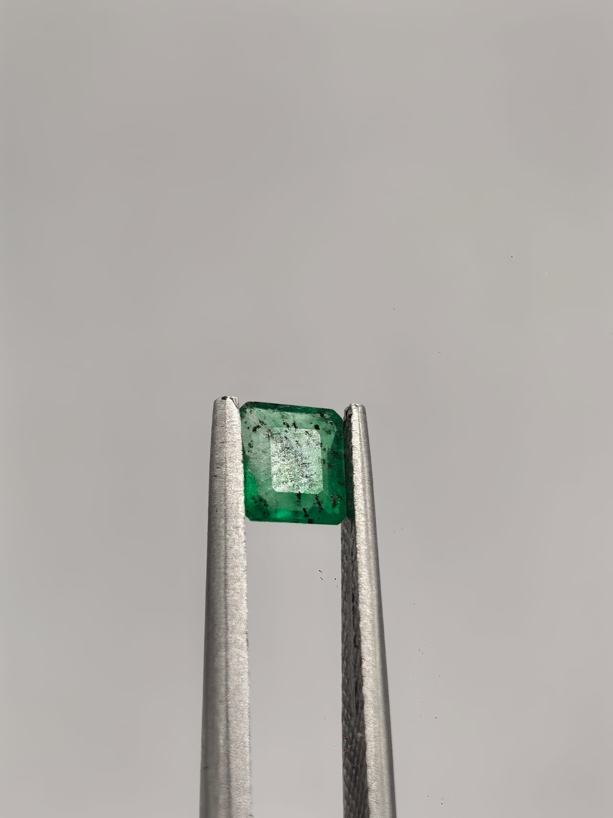 Esmeralda colombiana cuadrada de 0.39ct