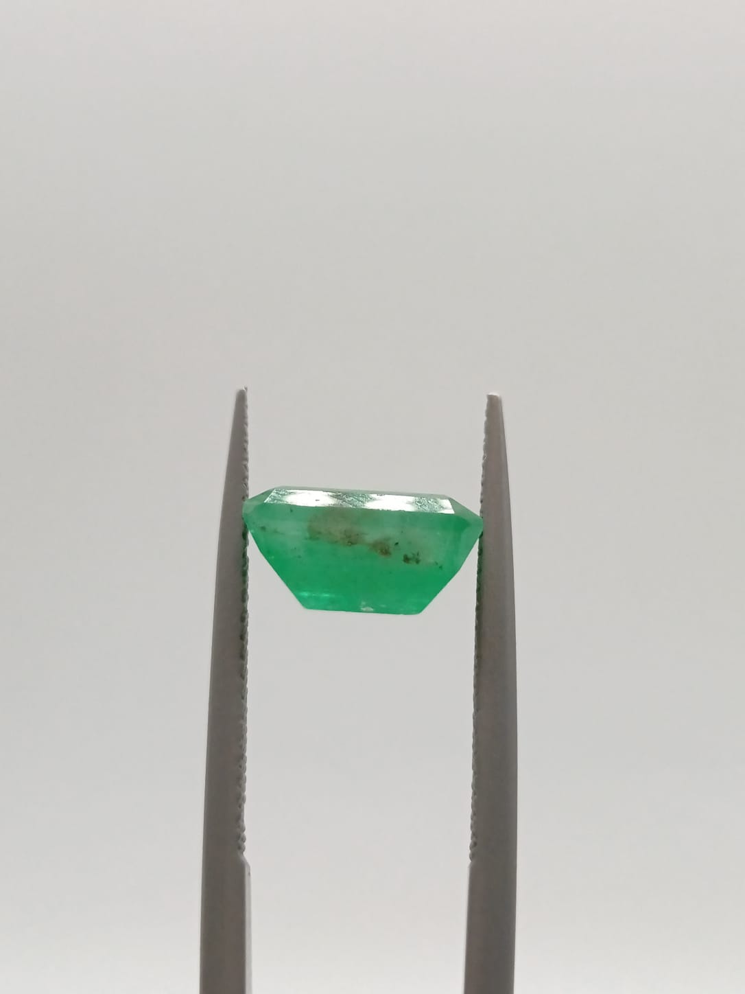 Esmeralda brasileña rectangular de 2.94ct