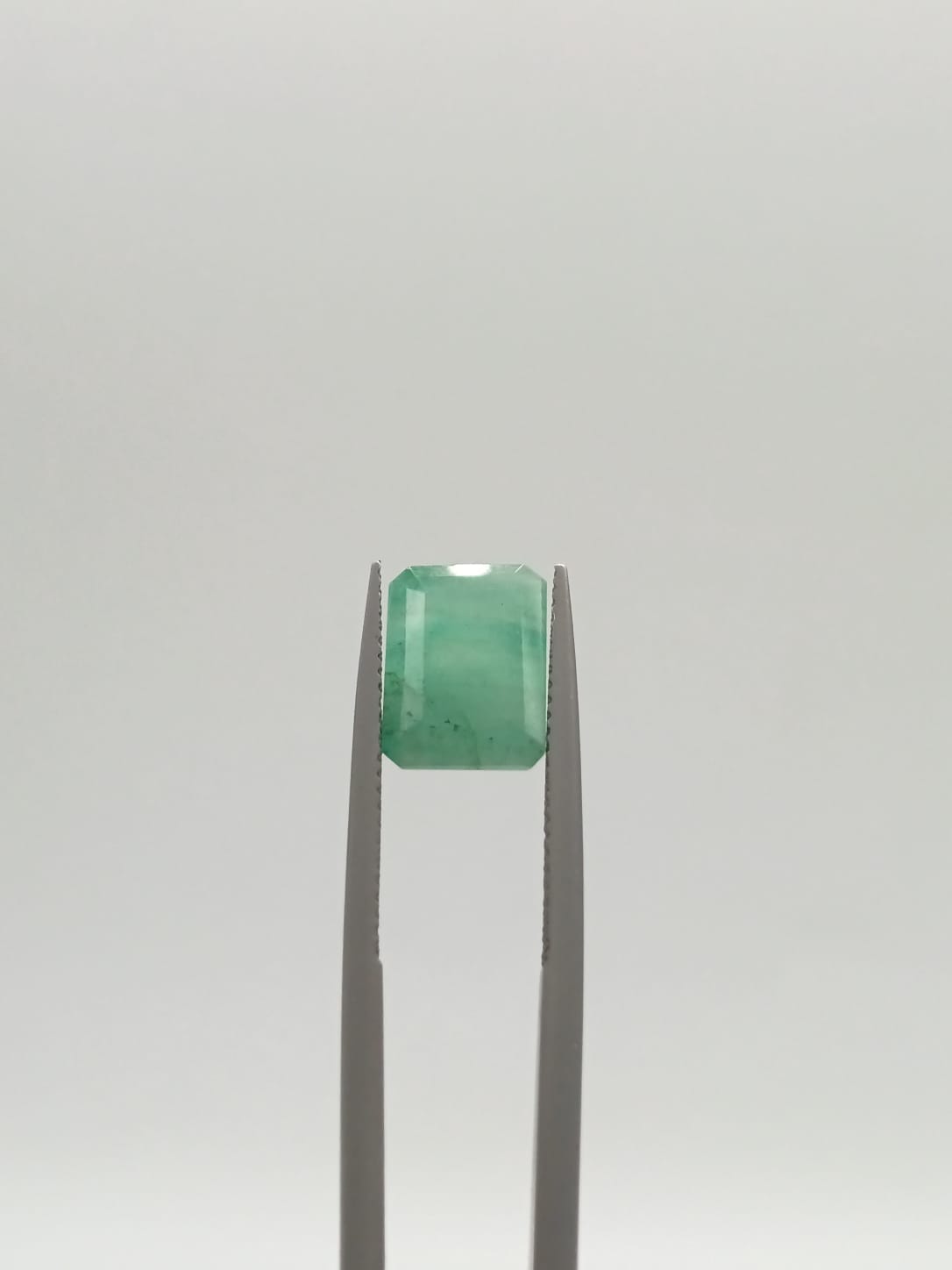 Esmeralda brasileña rectangular de 4.60ct