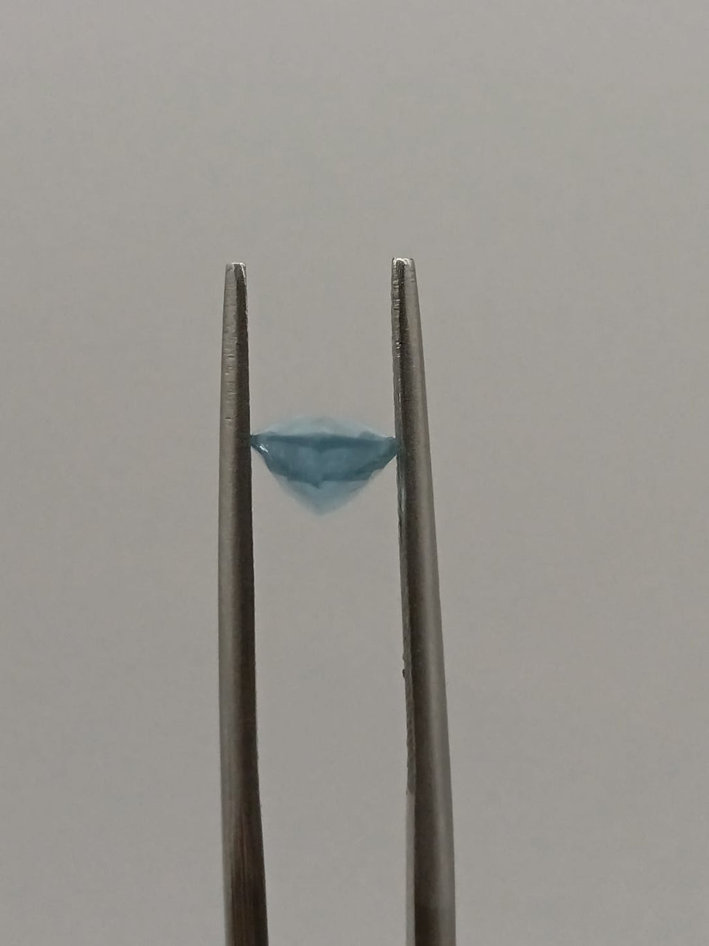 Aguamarina forma de gota de 1.54ct